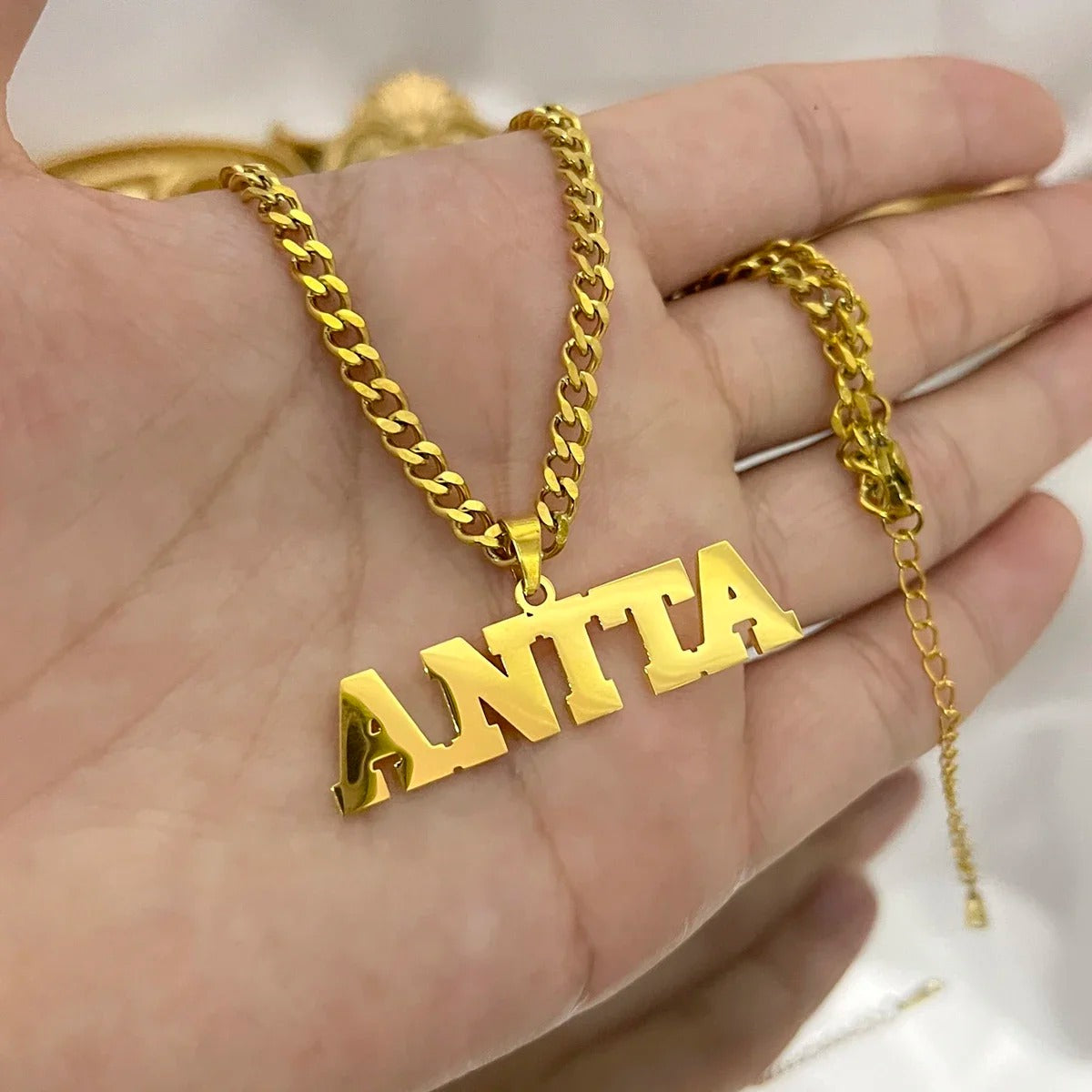 Custom Gold Name Necklace – Personalized 18K Gold Plated Jewelry Gift