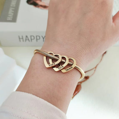 Custom Heart Bracelet – Engraved Name Gift for Her